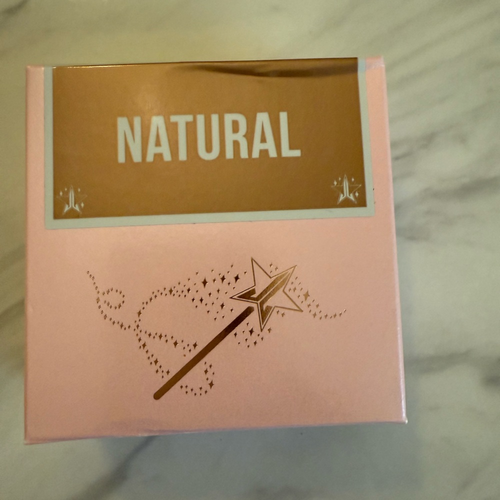 New Magic Star Luminous Setting Powder in Natural by Jeffree Star